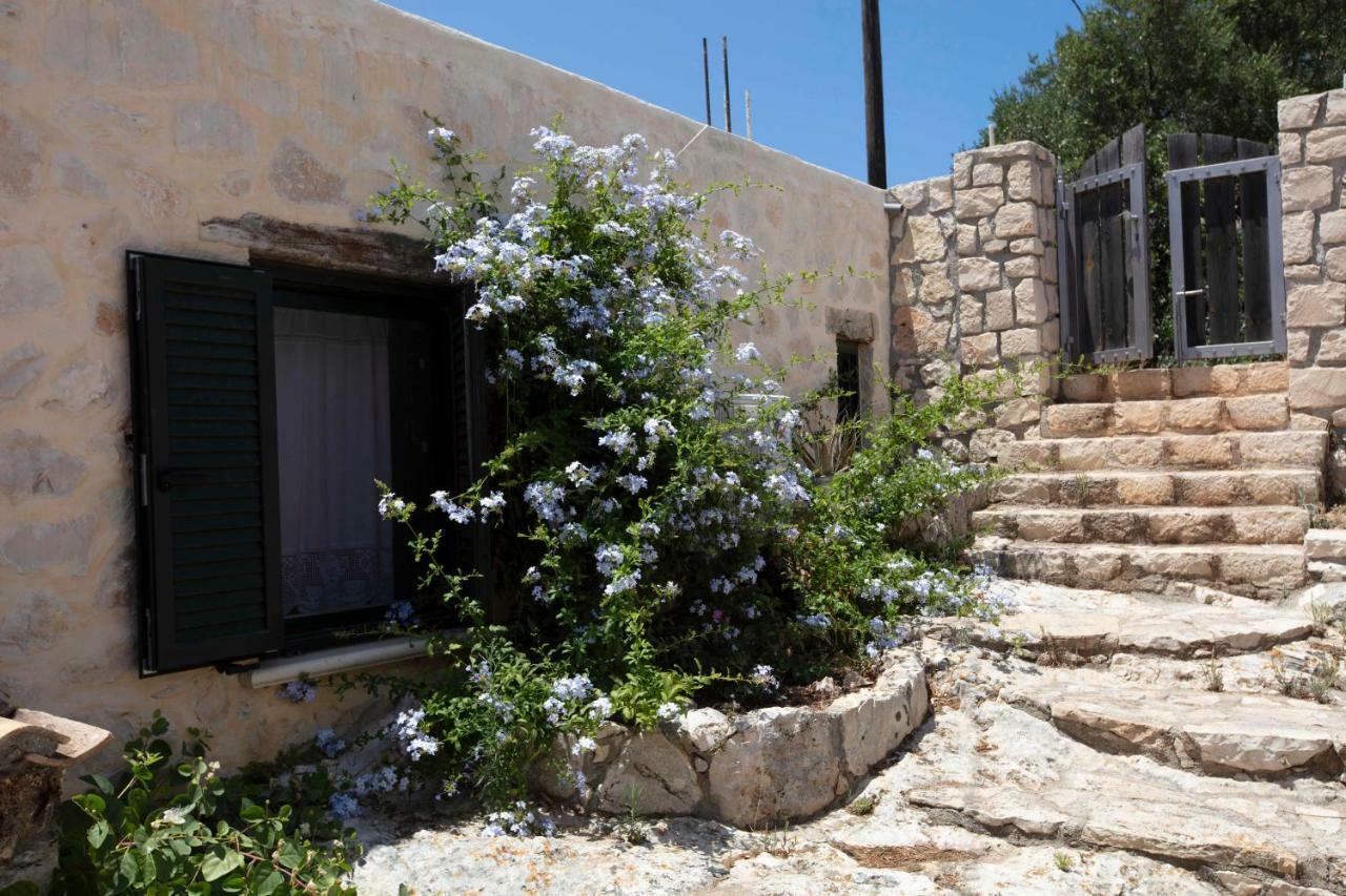 Anemos Konuk evi Koríthion Dış mekan fotoğraf